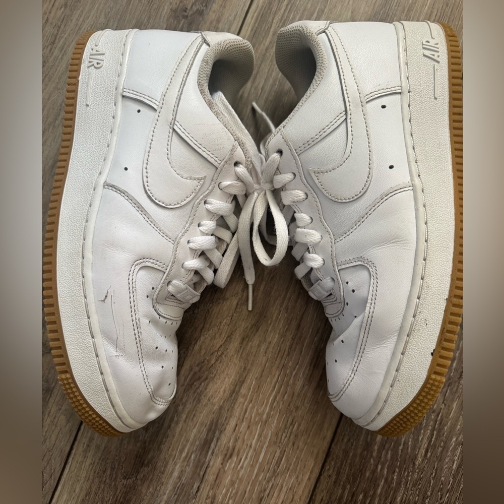 Nike Air Force 1 Low '07 White Brown Gum youth size 7 - women’s size 8.5 - Picture 5 of 11